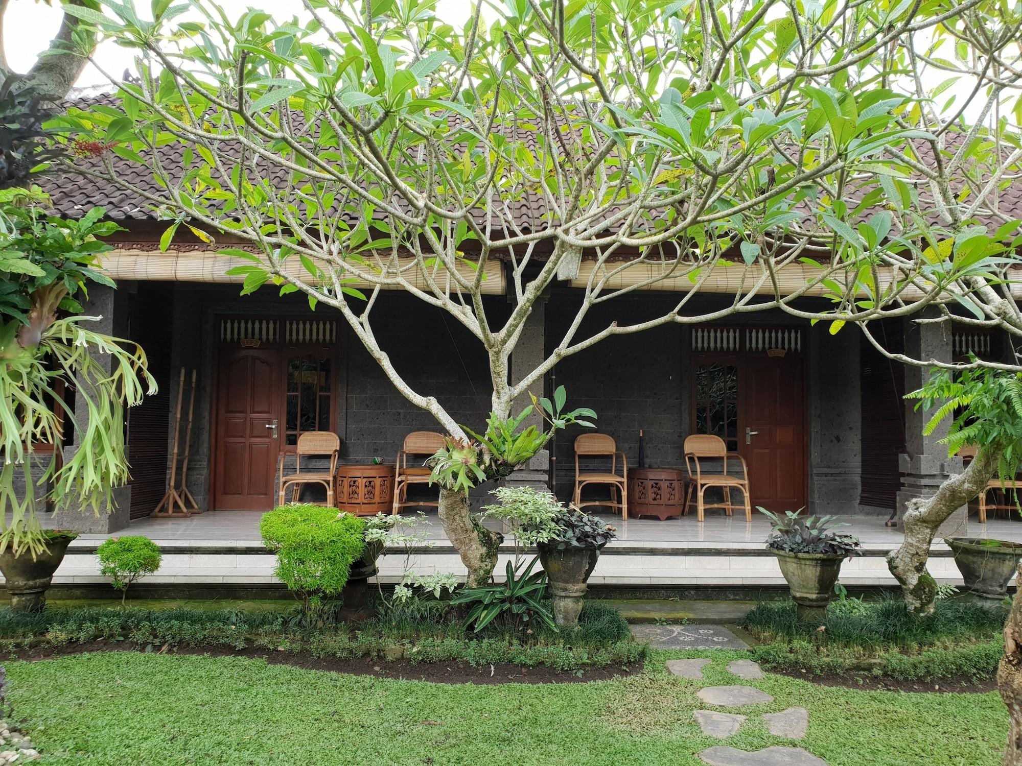 Liyer House Hotell Lodtunduh Eksteriør bilde