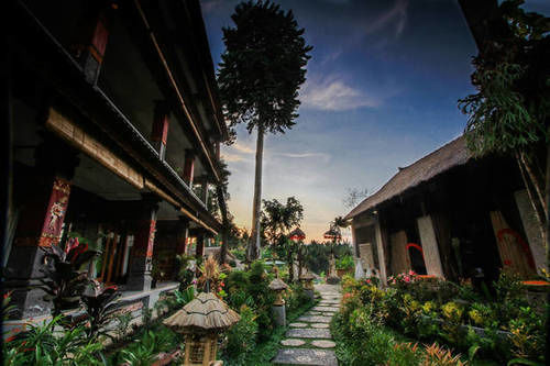 Liyer House Hotell Lodtunduh Eksteriør bilde
