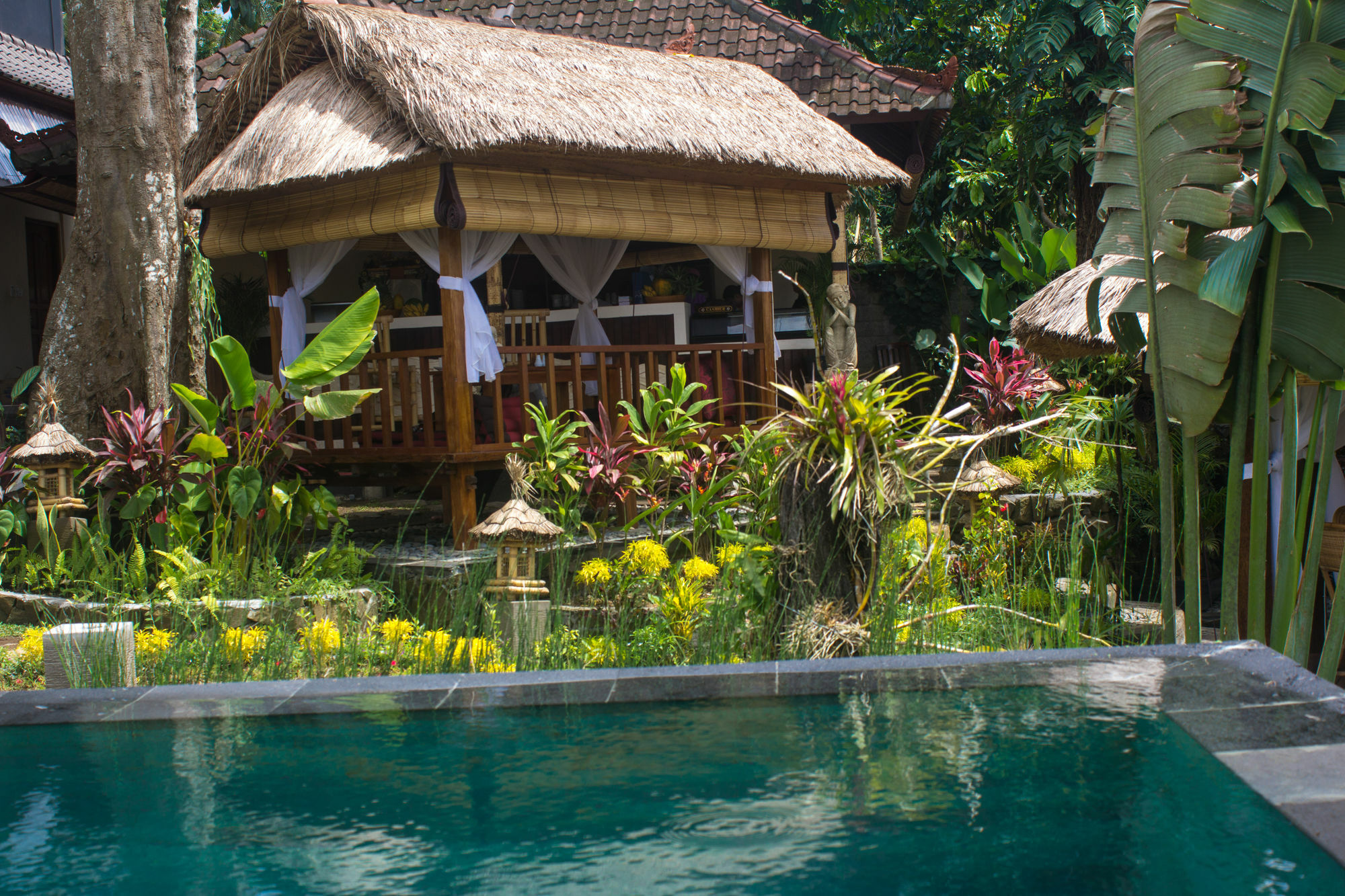 Liyer House Hotell Lodtunduh Eksteriør bilde